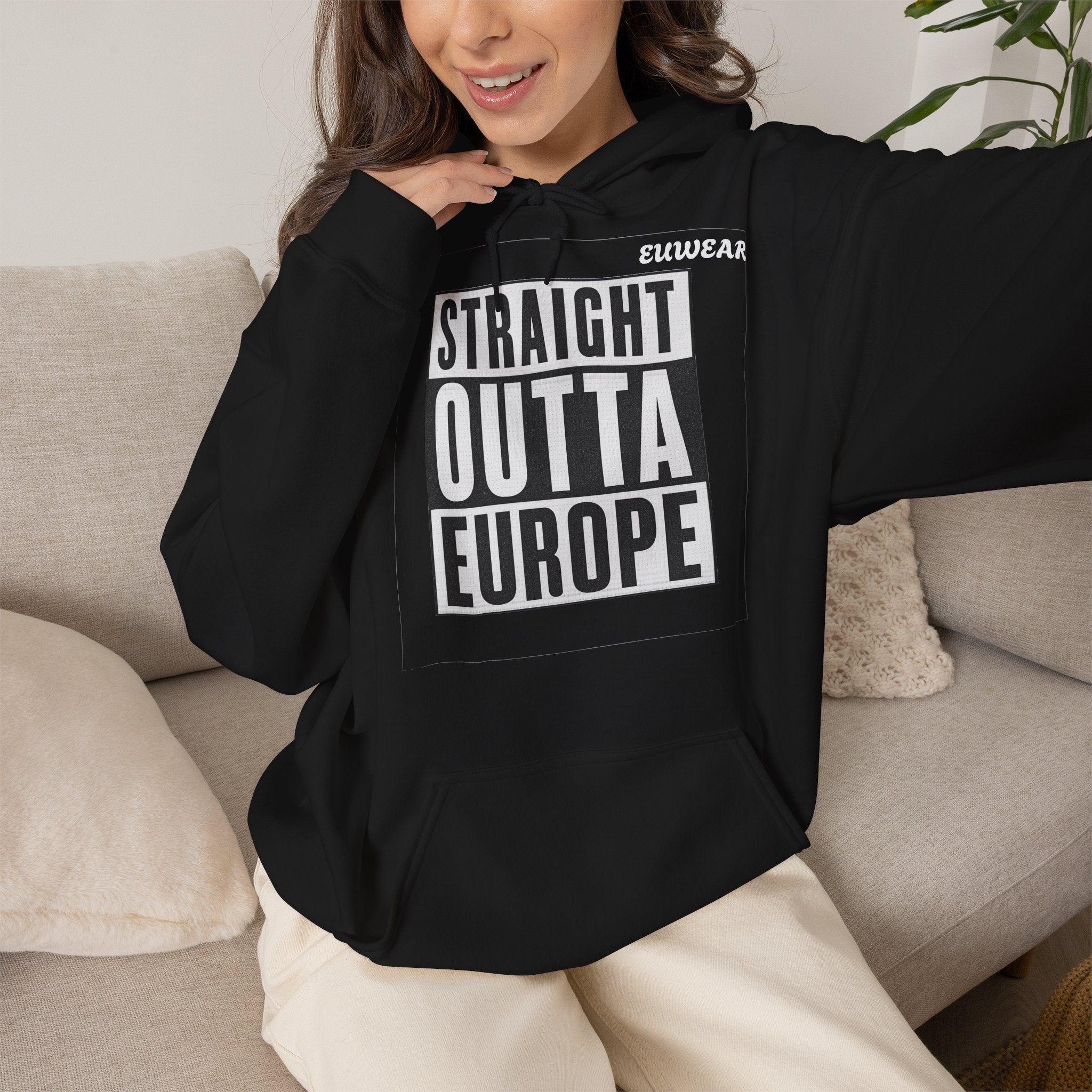 Straight Outta Europe Women's Hoodie Pullover Black EUWEAR